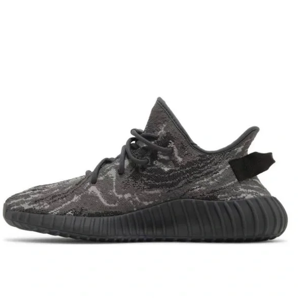 Authentic Yeezy Boost 350 V2 'MX Dark Salt' men’s size 10.5-women’ssize 6